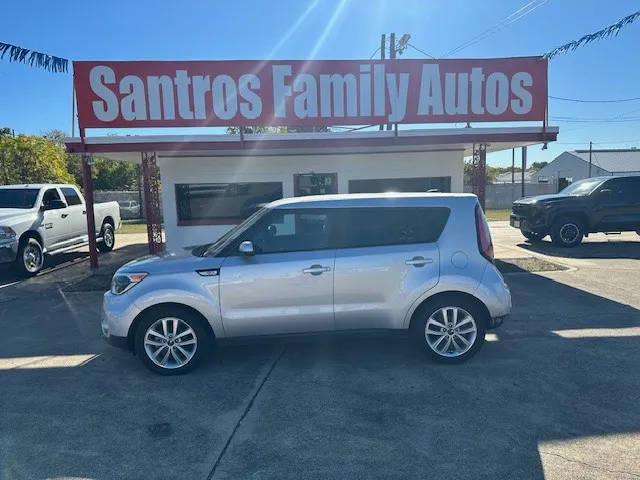 2017 Kia Soul + FWD photo