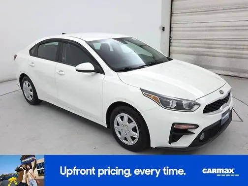 2020 Kia Forte FE FWD photo