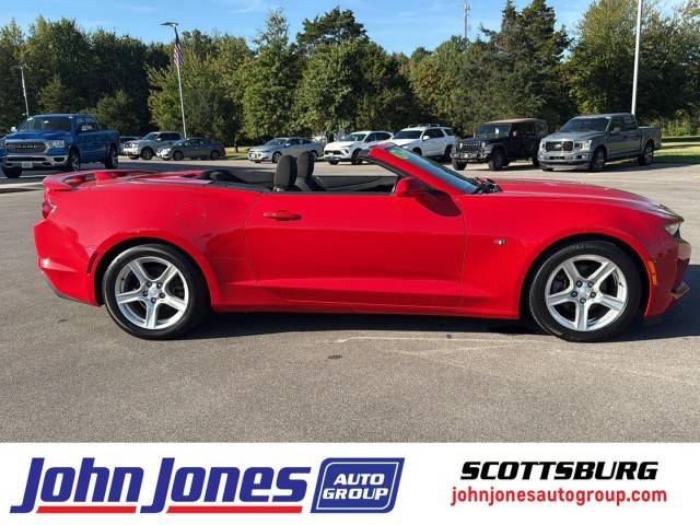 2019 Chevrolet Camaro 1LT RWD photo