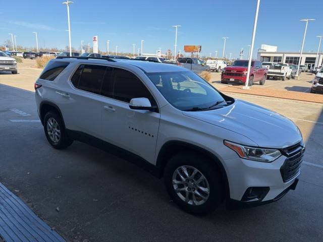 2020 Chevrolet Traverse LT Cloth FWD photo