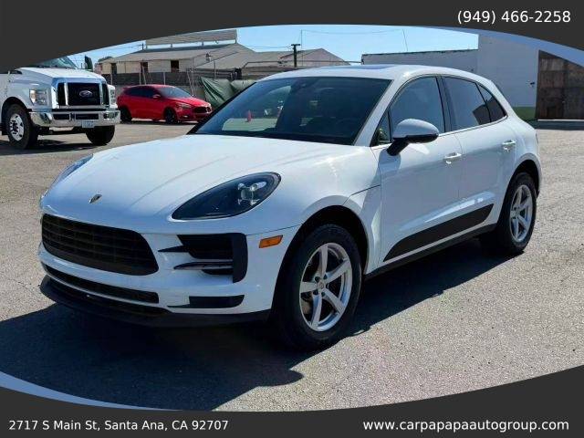 2020 Porsche Macan AWD photo