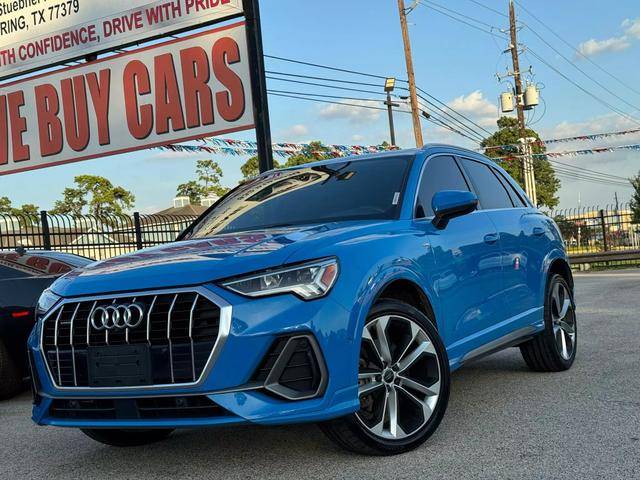 2020 Audi Q3 S line Prestige AWD photo