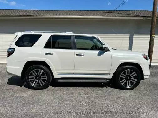 2015 Toyota 4Runner Limited 4WD photo