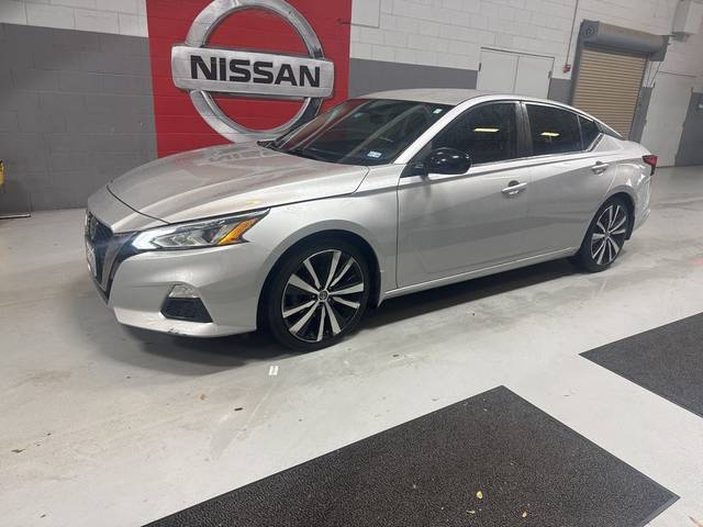 2020 Nissan Altima 2.5 SR FWD photo