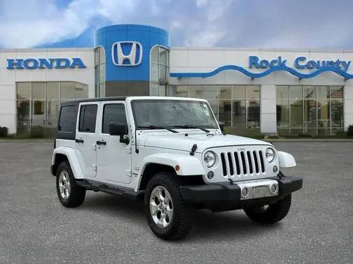 2015 Jeep Wrangler Unlimited Sahara 4WD photo