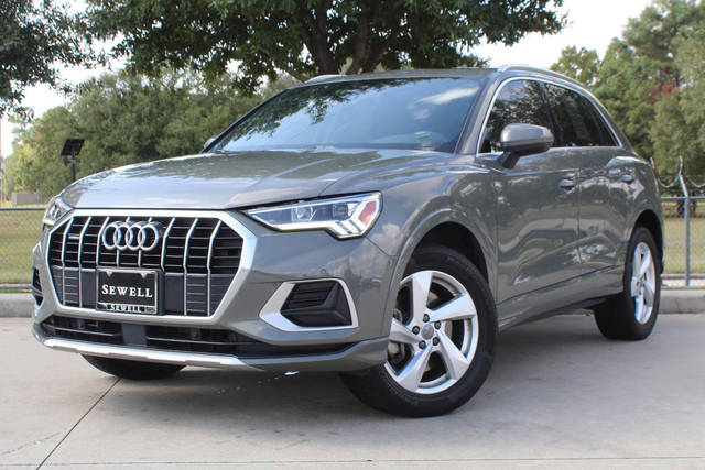 2020 Audi Q3 Premium Plus AWD photo