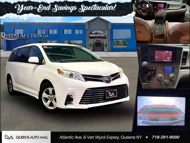 2018 Toyota Sienna LE FWD photo