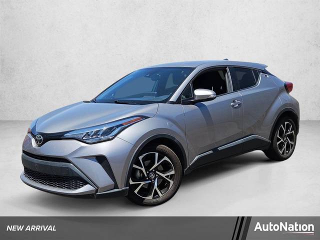 2020 Toyota C-HR XLE FWD photo