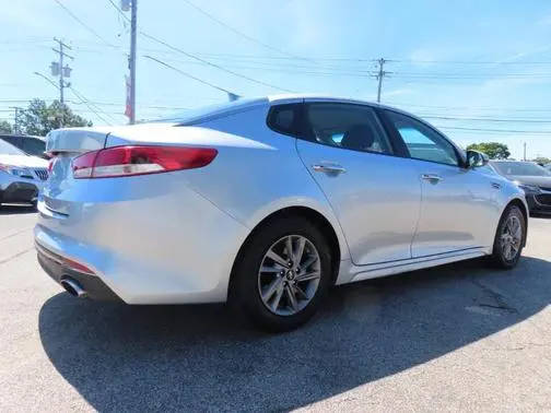 2020 Kia Optima LX FWD photo