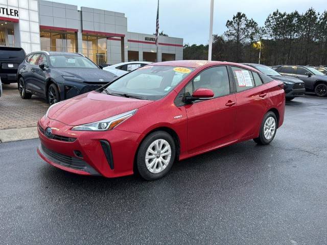 2020 Toyota Prius LE FWD photo