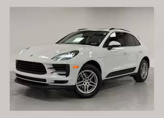 2020 Porsche Macan  AWD photo