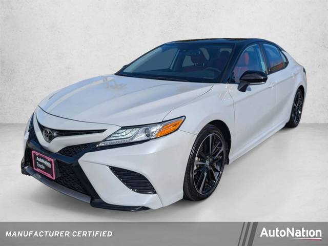 2020 Toyota Camry XSE FWD photo