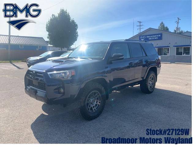 2020 Toyota 4Runner Venture 4WD photo