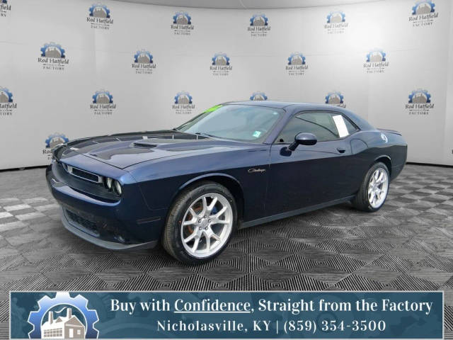 2019 Dodge Challenger SXT RWD photo