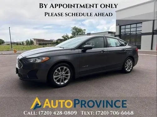 2019 Ford Fusion SE FWD photo