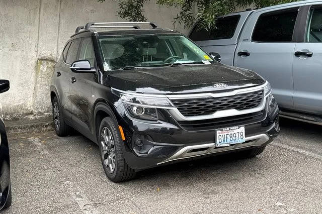 2021 Kia Seltos EX AWD photo