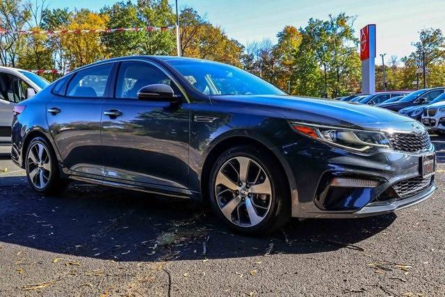 2020 Kia Optima S FWD photo