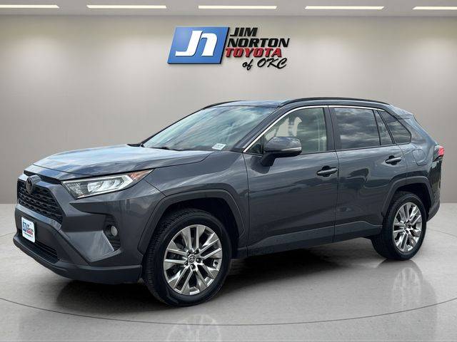 2020 Toyota RAV4 XLE Premium FWD photo