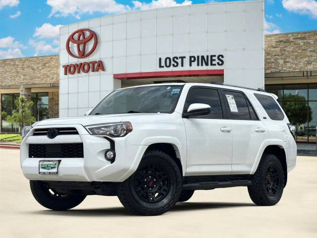 2020 Toyota 4Runner SR5 RWD photo