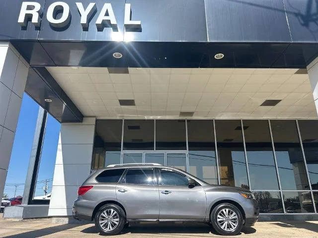 2019 Nissan Pathfinder SV FWD photo