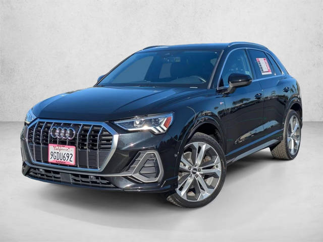 2020 Audi Q3 S line Prestige AWD photo