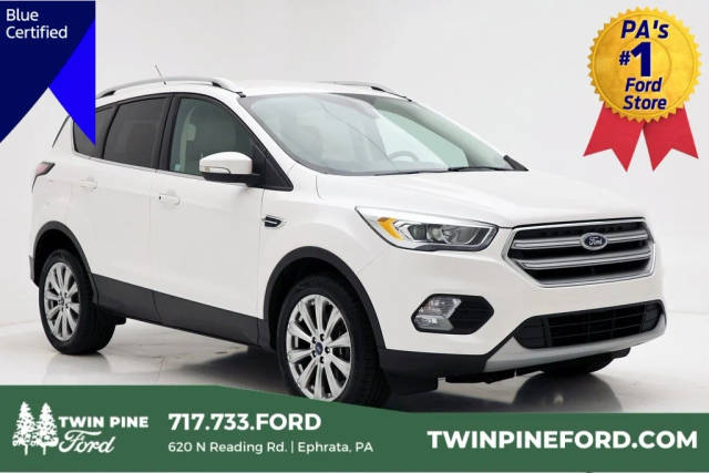 2017 Ford Escape Titanium 4WD photo