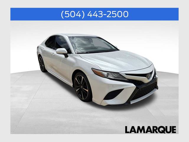 2018 Toyota Camry XSE FWD photo