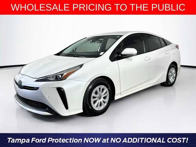 2020 Toyota Prius LE FWD photo