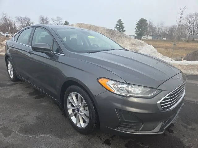 2020 Ford Fusion SE FWD photo