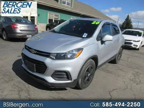 2020 Chevrolet Trax LS FWD photo