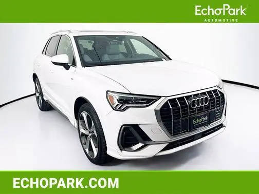 2020 Audi Q3 S line Premium Plus AWD photo