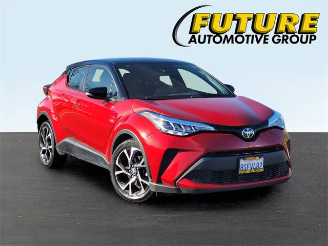 2020 Toyota C-HR XLE FWD photo