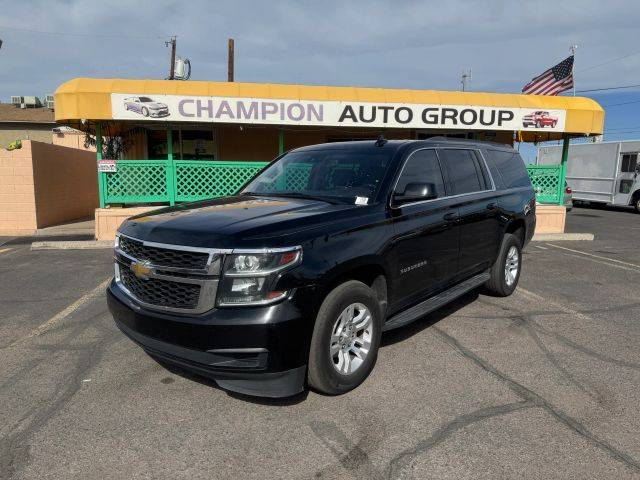 2020 Chevrolet Suburban LT 4WD photo