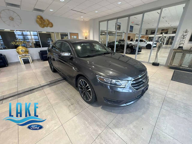 2019 Ford Taurus Limited AWD photo