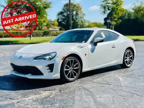 2020 Toyota 86  RWD photo