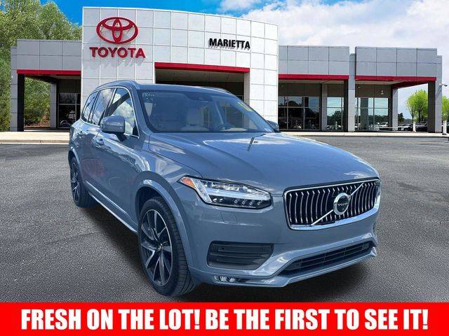 2020 Volvo XC90 Momentum AWD photo