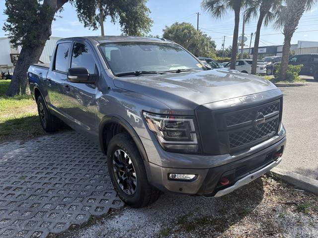 2020 Nissan Titan PRO-4X 4WD photo