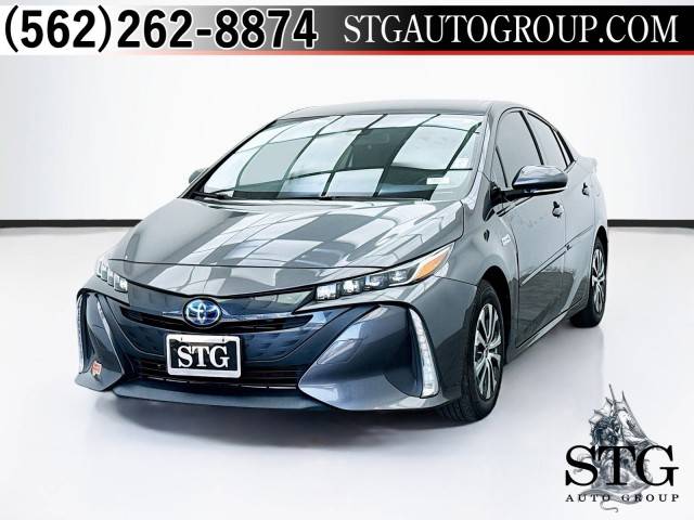 2020 Toyota Prius Prime XLE FWD photo