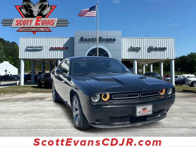 2019 Dodge Challenger SXT RWD photo