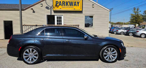 2019 Chrysler 300 Limited RWD photo