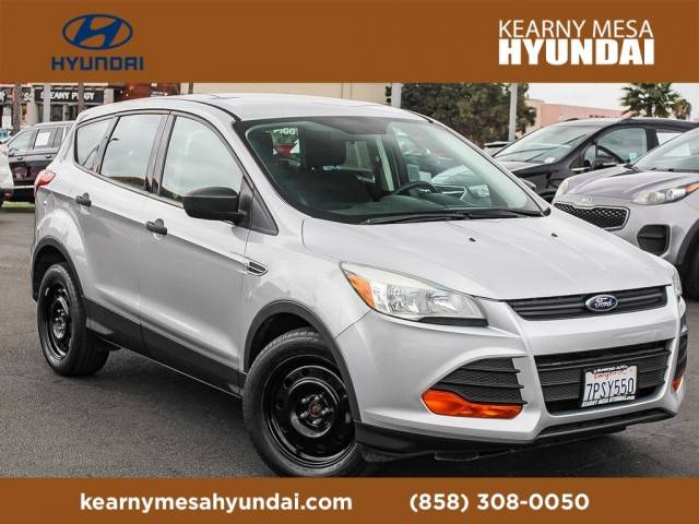 2016 Ford Escape S FWD photo
