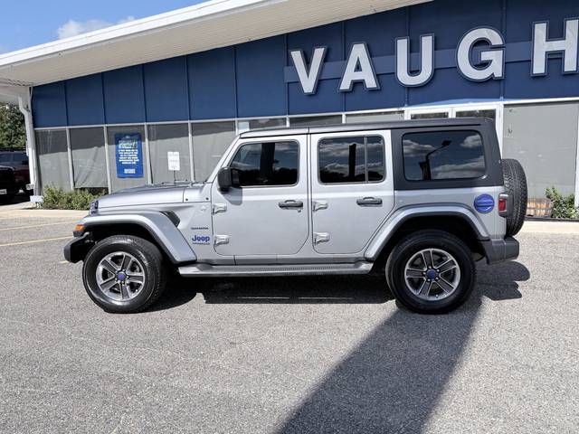 2020 Jeep Wrangler Unlimited Sahara 4WD photo
