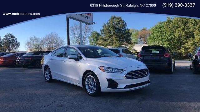 2020 Ford Fusion SE FWD photo