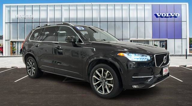 2019 Volvo XC90 Momentum AWD photo