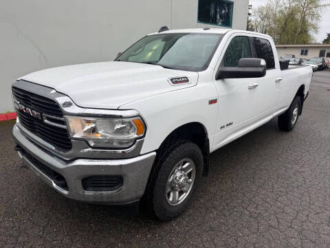 2019 Ram 2500 Big Horn 4WD photo