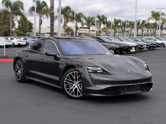 2020 Porsche Taycan Turbo AWD photo