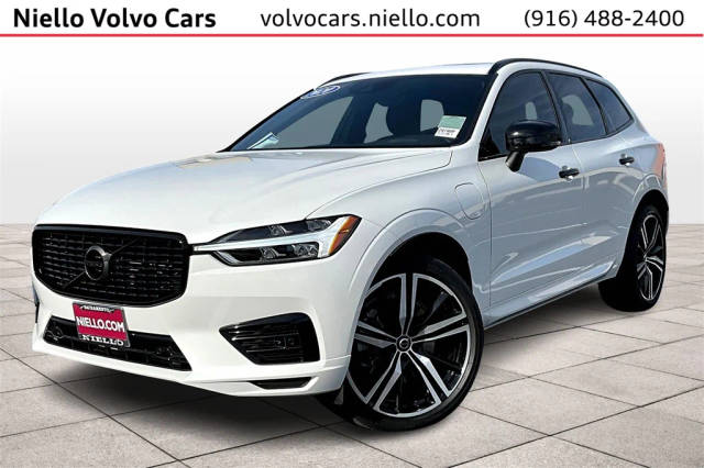 2020 Volvo XC60 R-Design AWD photo