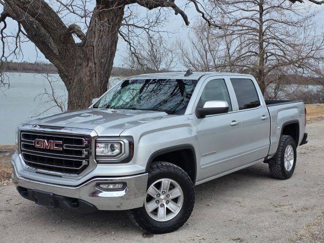 2018 GMC Sierra 1500 SLE 4WD photo