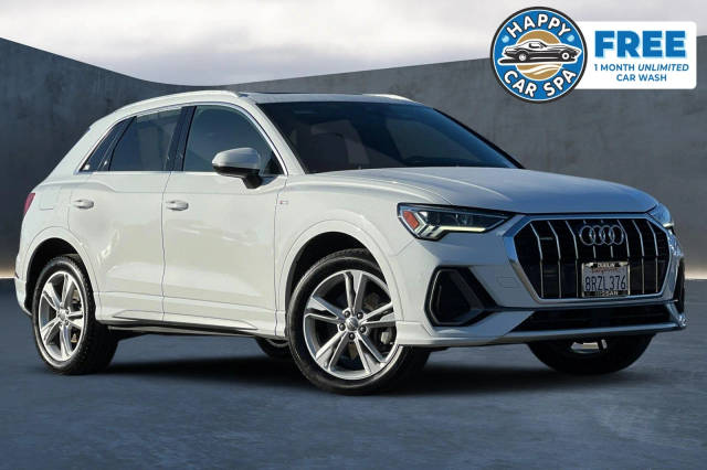 2020 Audi Q3 S line Premium Plus AWD photo