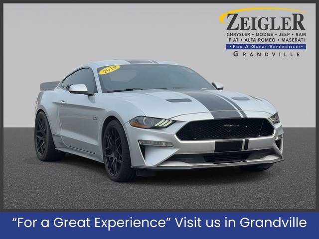 2019 Ford Mustang GT RWD photo